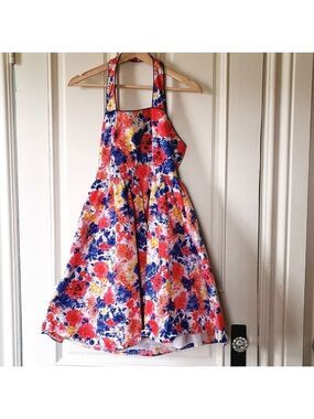 Bloome de jeune fille cottagecore halter formal girls dress. Size 16